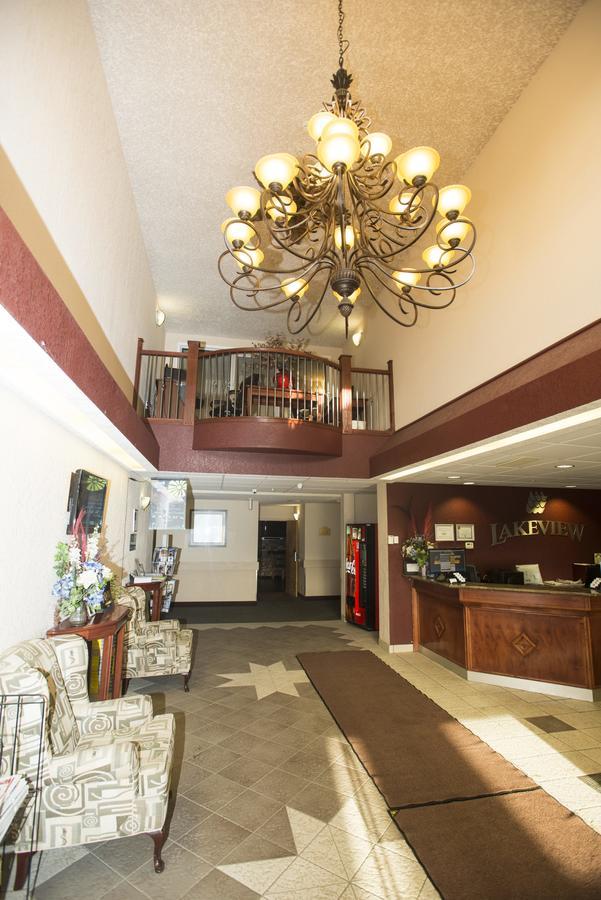 Lakeview Inns & Suites - Chetwynd Εξωτερικό φωτογραφία