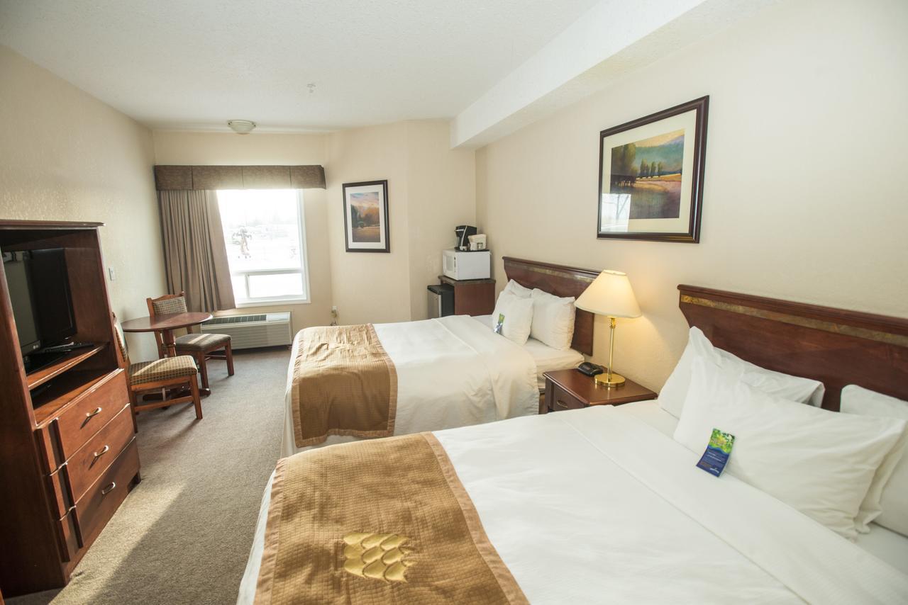 Lakeview Inns & Suites - Chetwynd Εξωτερικό φωτογραφία