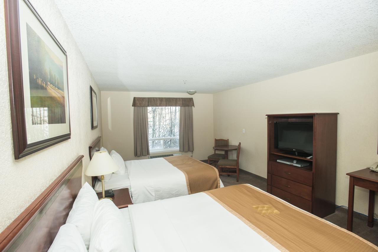 Lakeview Inns & Suites - Chetwynd Εξωτερικό φωτογραφία