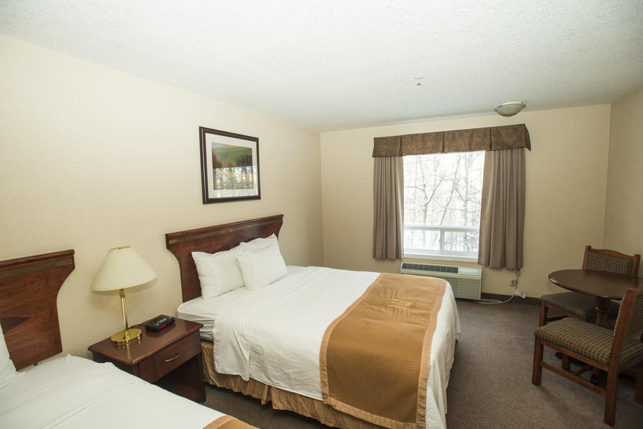 Lakeview Inns & Suites - Chetwynd Εξωτερικό φωτογραφία